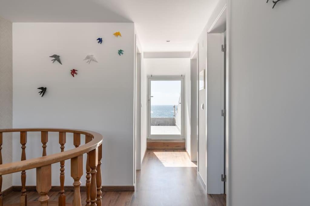 Sunset Terrace - Beachfront Apartment With Private Parking นาซาเร ภายนอก รูปภาพ